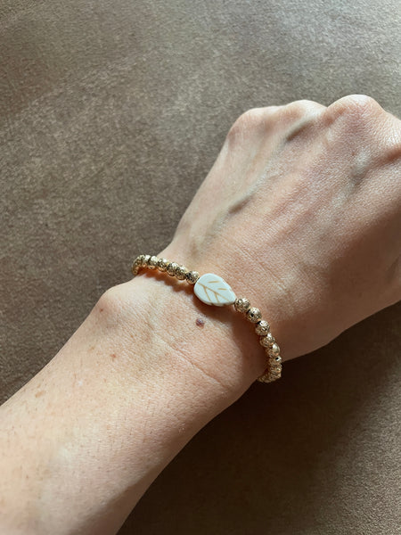 Bracelet lave dorée